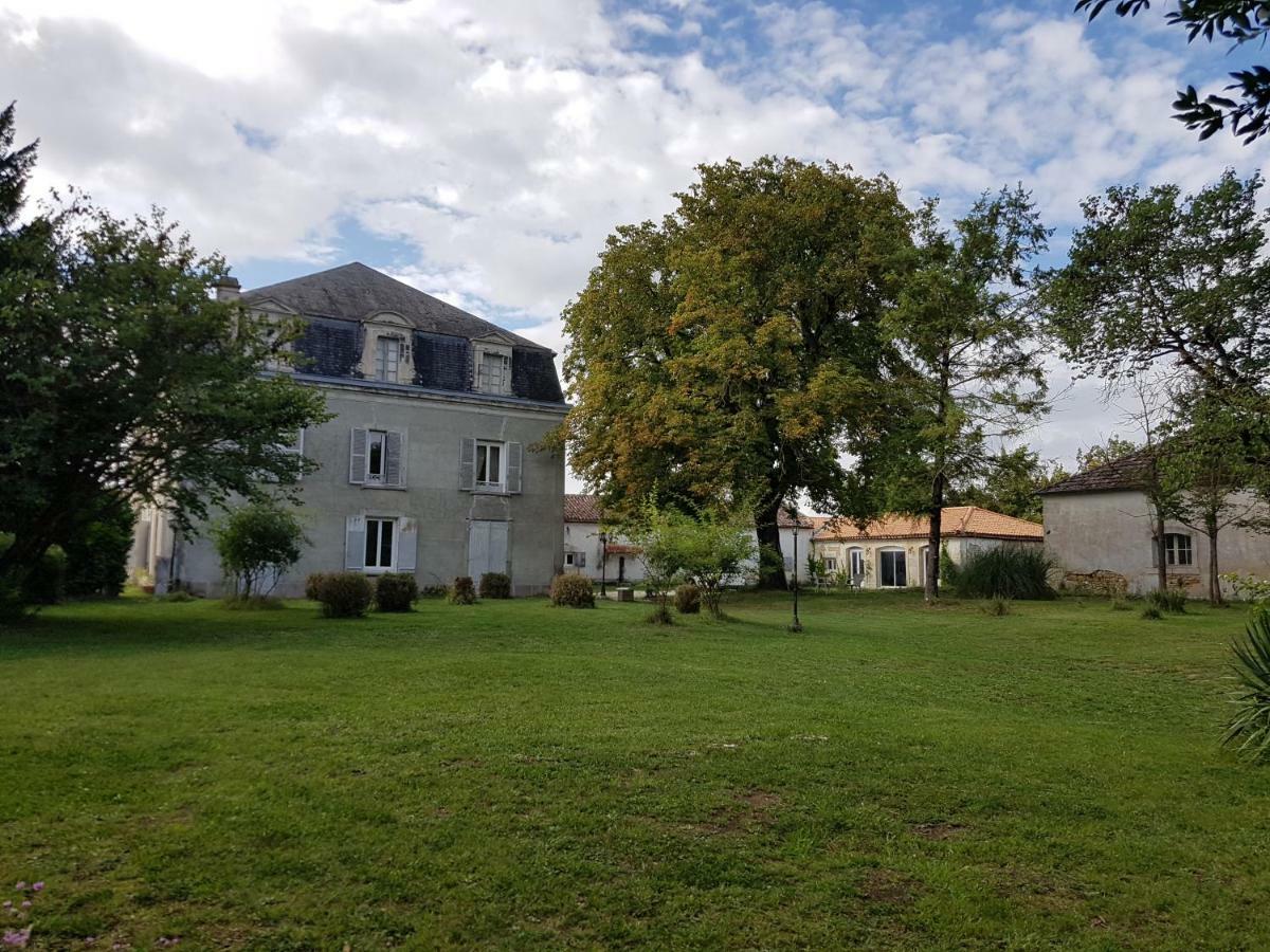 Chateau De Champblanc Cherves-de-Cognac Экстерьер фото